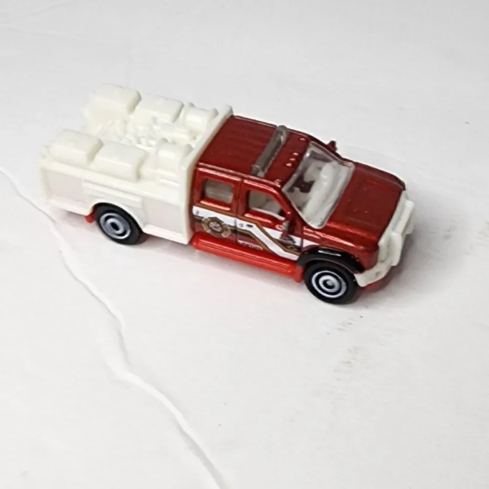 MATCHBOX THAILAND 2010 PRODUCTION FORD F550 SUPER DUTY TOY CAR   COLLECTABLES
